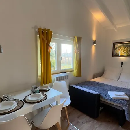 Przy Pracowni * Wytowno