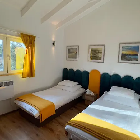 Przy Pracowni Wytowno