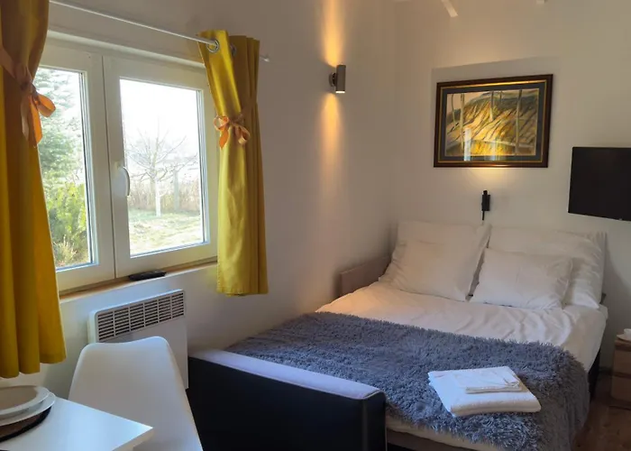 Jaktstuga Przy Pracowni