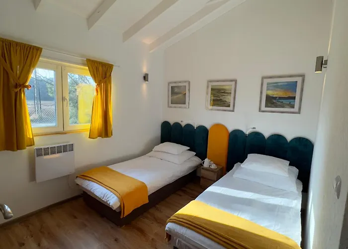 Przy Pracowni Wytowno